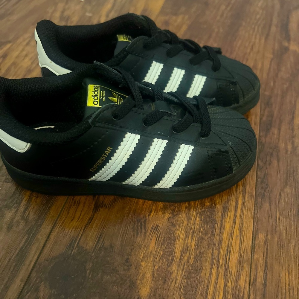 Excellent condition unisex Adidas